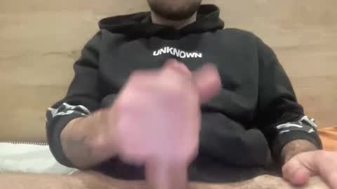 alessandroromeoo1 online show from March 9, 2026, 6:23 pm