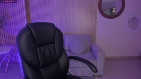 Alessia  online show from January 19, 2025, 10:39 pm