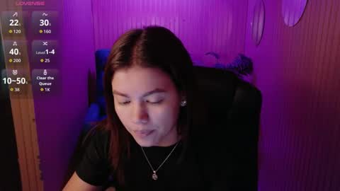 alessiamonroe_ online show from June 18, 2026, 8:35 pm