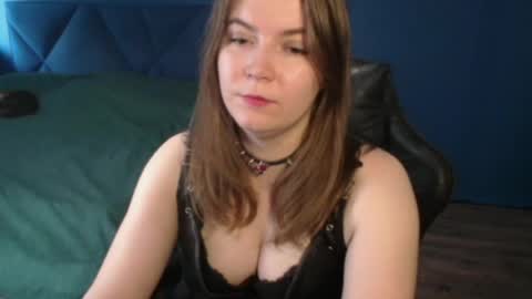 Snapshot of alessssamistress chatting on June 19, 2026, 10:19 am Alex online show from June 19, 2026, 10:19 am