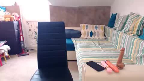 AlesyadollBlonde online show from October 26, 2025, 12:44 pm