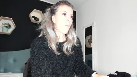 alesys69 online show from January 12, 2025, 11:15 pm