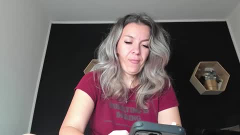 alesys69 online show from September 28, 2025, 10:04 pm