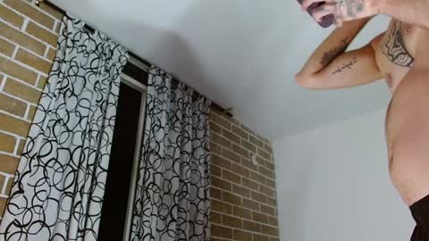 Snapshot of aleviz chatting on February 22, 2026, 6:46 am aleviz online show from February 22, 2026, 6:46 am