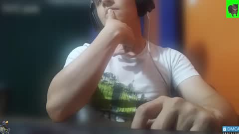 alex0397 online show from February 5, 2025, 9:40 pm