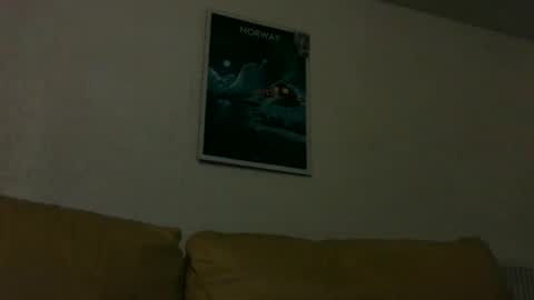 Snapshot of alex83530 chatting on December 7, 2024, 6:59 pm Alex83530 online show from December 7, 2024, 6:59 pm