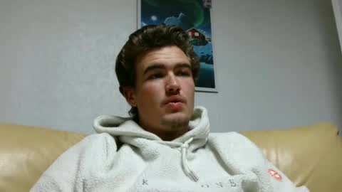 Snapshot of alex83530 chatting on January 5, 2025, 8:00 pm Alex83530 online show from January 5, 2025, 8:00 pm