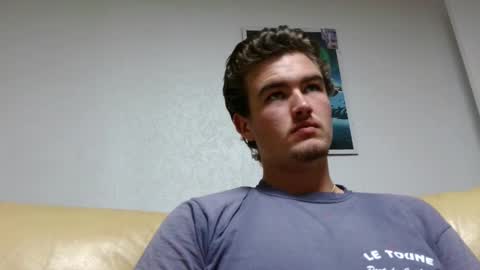 Snapshot of alex83530 chatting on January 7, 2025, 3:54 pm Alex83530 online show from January 7, 2025, 3:54 pm