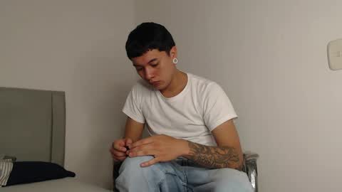 Owen online show from April 9, 2026, 3:39 am