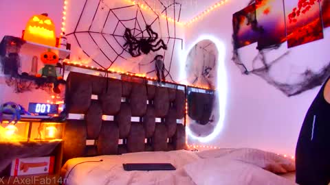 sneider online show from October 26, 2025, 9:31 pm