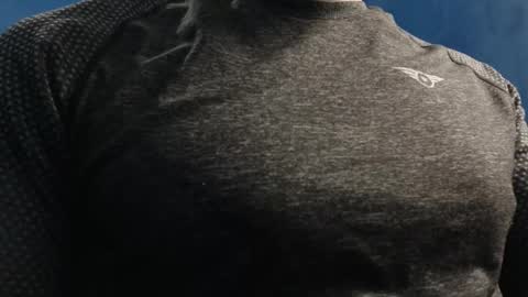 Snapshot of alex_blu chatting on February 2, 2026, 6:28 pm Alex online show from February 2, 2026, 6:28 pm