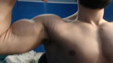 Snapshot of alex_blu chatting on February 6, 2026, 1:47 pm Alex online show from February 6, 2026, 1:47 pm