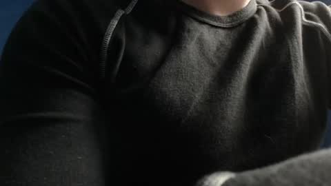 Snapshot of alex_blu chatting on March 8, 2026, 4:49 am Alex online show from March 8, 2026, 4:49 am