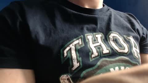 Snapshot of alex_blu chatting on March 8, 2026, 7:06 pm Alex online show from March 8, 2026, 7:06 pm