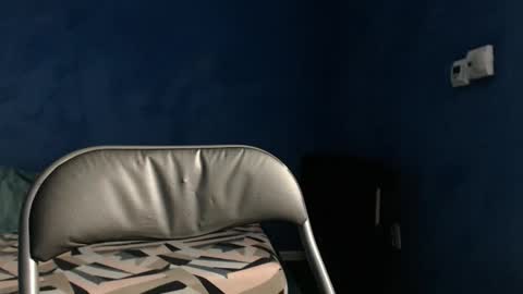 Snapshot of alex_blu chatting on March 11, 2026, 6:47 pm Alex online show from March 11, 2026, 6:47 pm