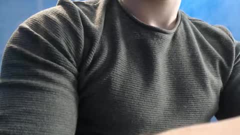 Snapshot of alex_blu chatting on March 20, 2026, 2:44 pm Alex online show from March 20, 2026, 2:44 pm