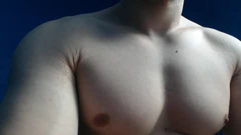 Snapshot of alex_blu chatting on March 30, 2026, 11:17 pm Alex online show from March 30, 2026, 11:17 pm