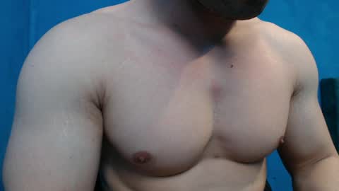 Snapshot of alex_blu chatting on April 6, 2026, 8:26 am Alex online show from April 6, 2026, 8:26 am