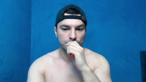 Snapshot of alex_blu chatting on April 8, 2026, 5:07 am Alex online show from April 8, 2026, 5:07 am