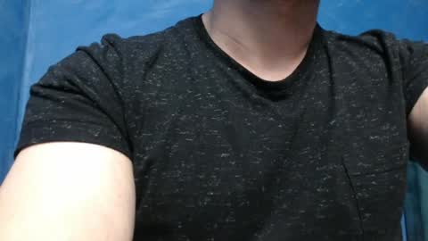 Snapshot of alex_blu chatting on April 10, 2026, 4:28 am Alex online show from April 10, 2026, 4:28 am