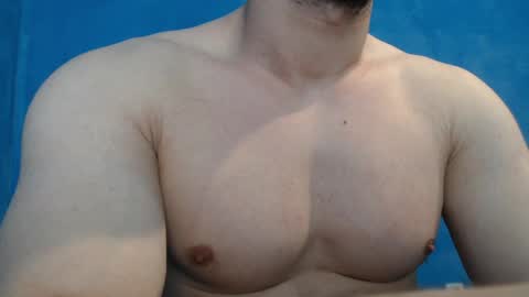 Snapshot of alex_blu chatting on April 16, 2026, 8:26 am Alex online show from April 16, 2026, 8:26 am