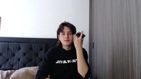 alex_connorr online show from February 28, 2025, 3:15 pm