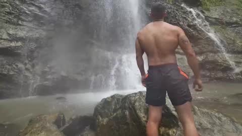 Alex deep arias online show from February 19, 2025, 8:52 pm