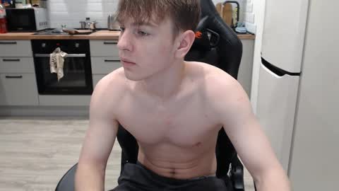 Snapshot of alex_gotcha chatting on December 4, 2024, 10:51 pm Alex online show from December 4, 2024, 10:51 pm