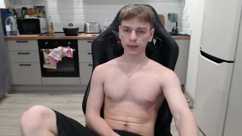 Snapshot of alex_gotcha chatting on December 21, 2024, 3:25 am Alex online show from December 21, 2024, 3:25 am