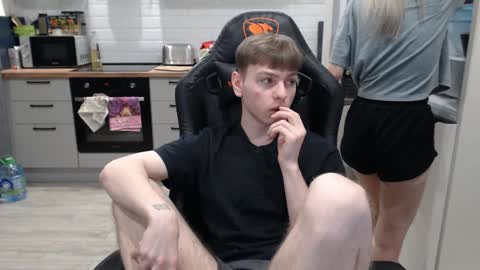 Snapshot of alex_gotcha chatting on December 23, 2024, 12:46 am Alex online show from December 23, 2024, 12:46 am