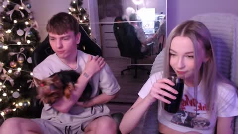 Snapshot of alex_gotcha chatting on January 10, 2025, 10:46 pm Alex online show from January 10, 2025, 10:46 pm