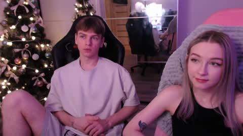 Snapshot of alex_gotcha chatting on January 12, 2025, 3:17 am Alex online show from January 12, 2025, 3:17 am