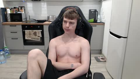 Snapshot of alex_gotcha chatting on January 21, 2025, 7:28 pm Alex online show from January 21, 2025, 7:28 pm