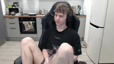 Snapshot of alex_gotcha chatting on February 18, 2025, 6:26 am Alex online show from February 18, 2025, 6:26 am