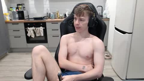 Snapshot of alex_gotcha chatting on March 1, 2025, 7:04 pm Alex online show from March 1, 2025, 7:04 pm