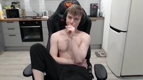 Snapshot of alex_gotcha chatting on March 8, 2025, 7:38 am Alex online show from March 8, 2025, 7:38 am