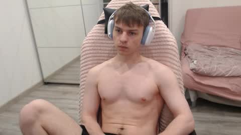 Snapshot of alex_gotcha chatting on September 24, 2025, 11:19 pm Alex online show from September 24, 2025, 11:19 pm