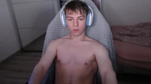 Snapshot of alex_gotcha chatting on September 27, 2025, 1:43 am Alex online show from September 27, 2025, 1:43 am