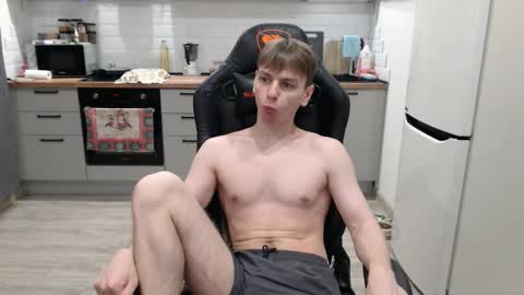 Snapshot of alex_gotcha chatting on October 22, 2025, 11:15 pm Alex online show from October 22, 2025, 11:15 pm