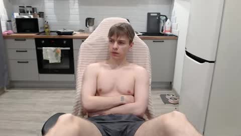 Snapshot of alex_gotcha chatting on November 8, 2025, 8:18 pm Alex online show from November 8, 2025, 8:18 pm