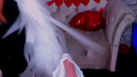 alex_howell online show from February 5, 2025, 3:34 am