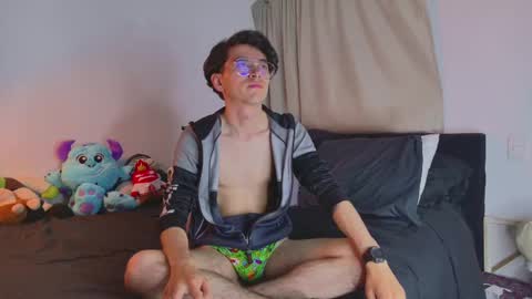 alex_kay_ online show from September 16, 2025, 10:33 pm