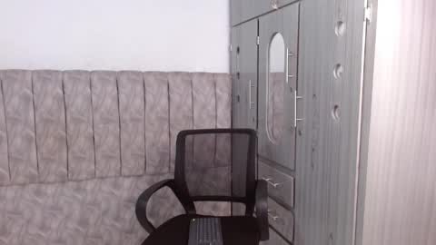alex online show from June 4, 2026, 7:53 pm