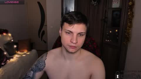 alex_milson online show from November 30, 2025, 4:22 pm