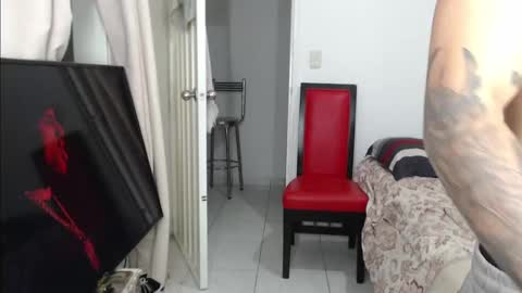Snapshot of alex_mojica chatting on September 12, 2025, 5:07 am alex_mojica online show from September 12, 2025, 5:07 am