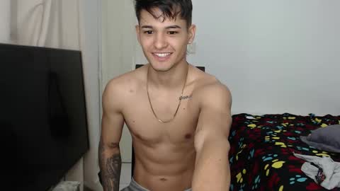 Snapshot of alex_mojica chatting on September 20, 2025, 9:21 am alex_mojica online show from September 20, 2025, 9:21 am