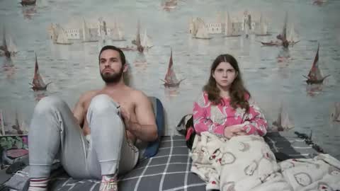 Alex and Sarah online show from October 24, 2025, 12:08 am