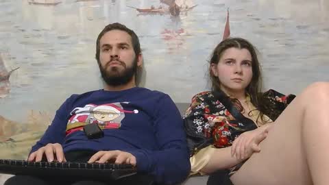 Alex and Sarah online show from March 19, 2026, 9:30 pm