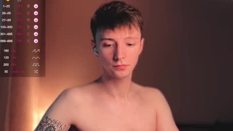 alex_schafer online show from September 23, 2025, 11:13 am