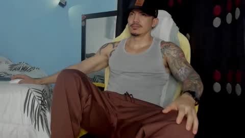 Snapshot of alex_sthorm chatting on November 3, 2025, 5:09 am alex_sthorm online show from November 3, 2025, 5:09 am